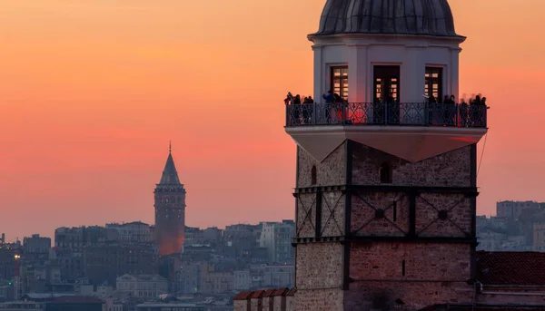 Девичья Башня Галатская Башня Раме Символические Сооружения Стамбула — стоковое фото