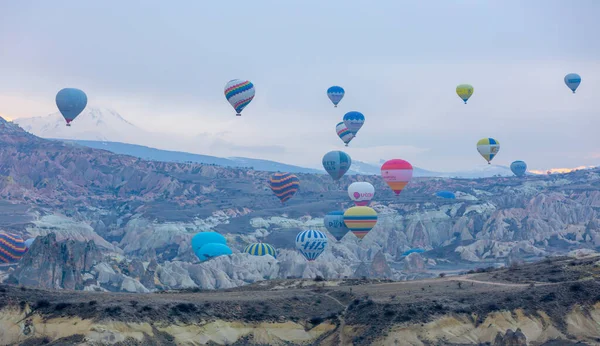 Warme Luchtballon Hete Lucht Gevuld Met Vlam Cappadocië Turkije — Stockfoto