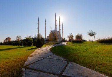Yeşil manzaralı park, Adana merkez parkı, Adana - Türkiye