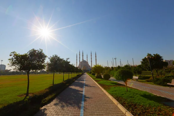 Green Landscaped Park Adana Central Park Adana Turkey — Stock Photo, Image