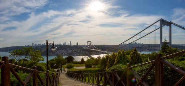 Vista Del Puente Fatih Sultan Mehmet Desde Parque Otagtepe Estambul — Foto de Stock