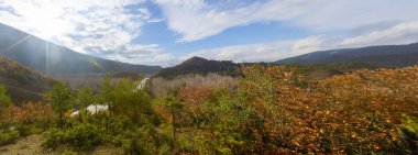 Taurus Dağları ve eteklerindeki yerleşim yerleri