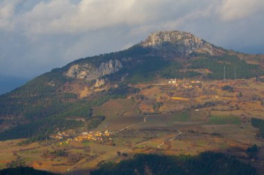 Taurus Dağları ve eteklerindeki yerleşim yerleri