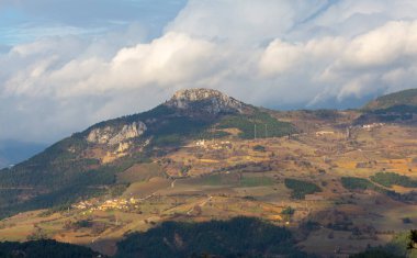 Taurus Dağları ve eteklerindeki yerleşim yerleri