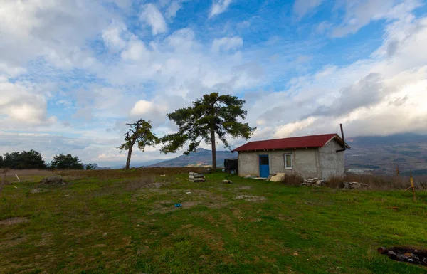 Settlement life in the Taurus Mountains and foothills