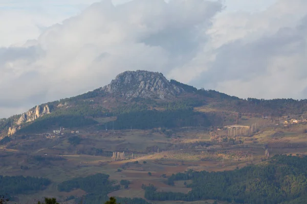 Settlement life in the Taurus Mountains and foothills