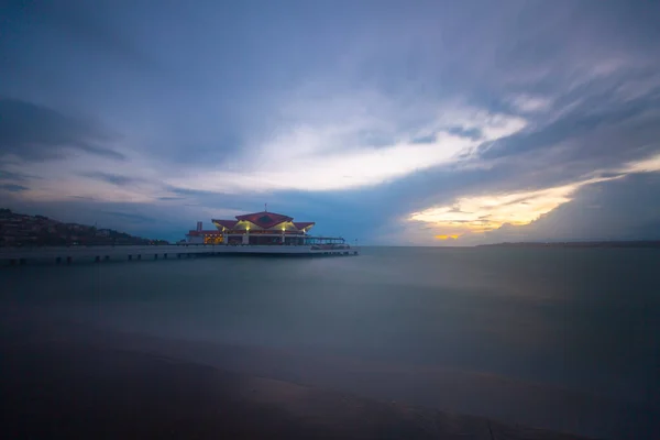 Buyukcekmece Strand Ist Wellig Und Sonnenuntergang Mit Langzeitbelichtung Fotografiert — Stockfoto