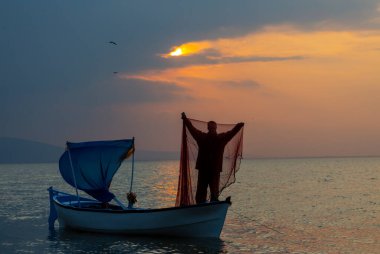 Geleneksel evler ve eski taş köprüler, Rize - Türkiye
