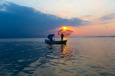 Geleneksel evler ve eski taş köprüler, Rize - Türkiye