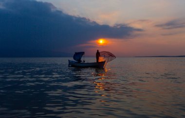 Geleneksel evler ve eski taş köprüler, Rize - Türkiye