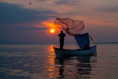 Geleneksel evler ve eski taş köprüler, Rize - Türkiye