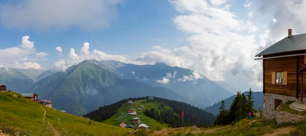 Traditionelle Holzhäuser Hochland Das Landschaftsbild Wurde Pokut Rize Schwarzmeer Karadeniz — Stockfoto