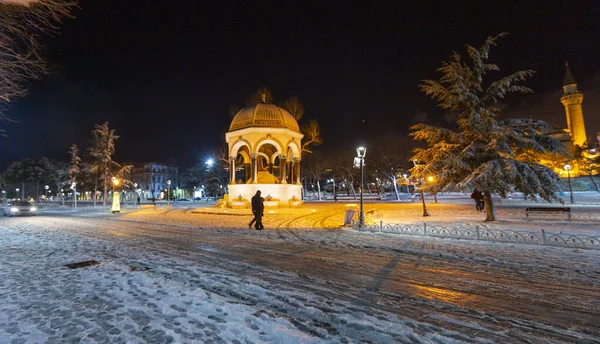 Den Blå Moskén Sultanahmet Moskén Vinterdagen Med Snö Istanbul Turkiet — Stockfoto