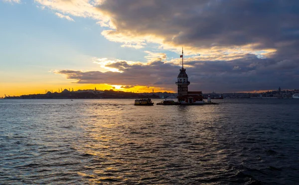 Fiery Sunset Bosphorus Famous Maiden Tower Kiz Kulesi Also Known — 图库照片