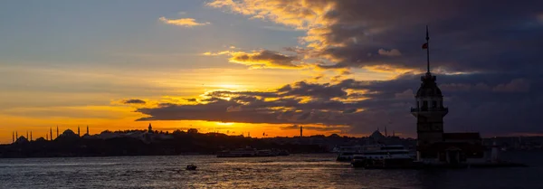 Stanbul Güzel Manzara Silueti — Stok fotoğraf