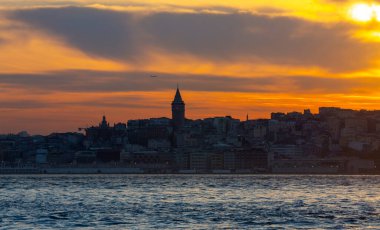 İstanbul 'da İstanbul' da Galata Kulesi ve Bakire Kulesi gezisi