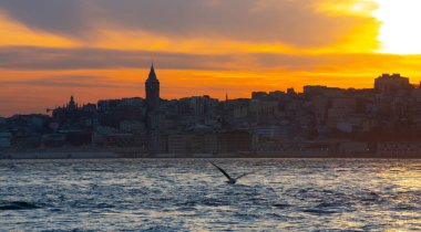 İstanbul 'da İstanbul' da Galata Kulesi ve Bakire Kulesi gezisi