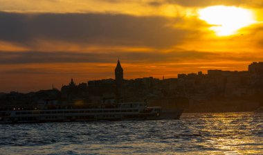 İstanbul 'da İstanbul' da Galata Kulesi ve Bakire Kulesi gezisi