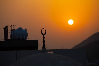 Kutsal Mekke şehrinde gün doğumu