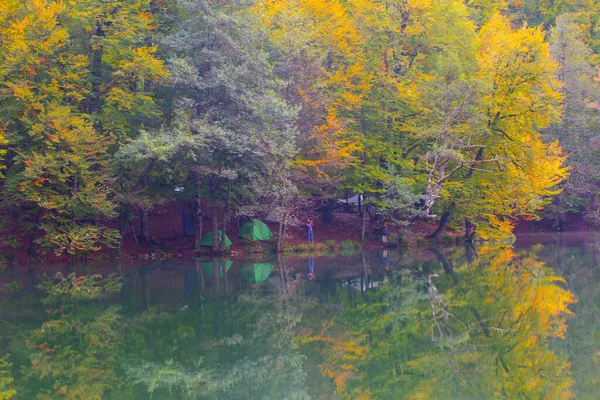 Schöne Herbstansichten Mit Holzhaus Yedigoller Nationalpark Sieben Seen Bolu Ist — Stockfoto