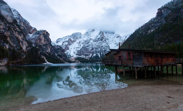 Paisaje Del Lago Braies Las Montañas Dolomita — Foto de Stock