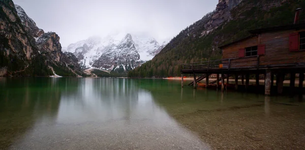 Τοπίο Του Lago Braies Βουνά Δολομίτη — Φωτογραφία Αρχείου