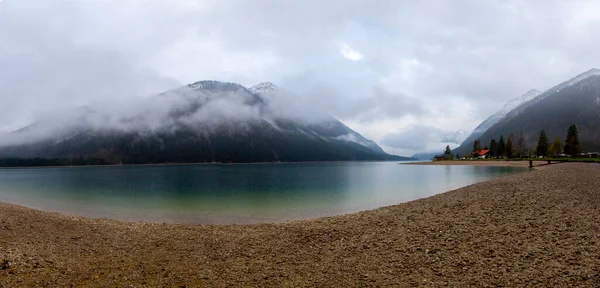 Vista Cima Para Lago Austríaco Plansee Sua Água Azul Turquesa — Fotografia de Stock