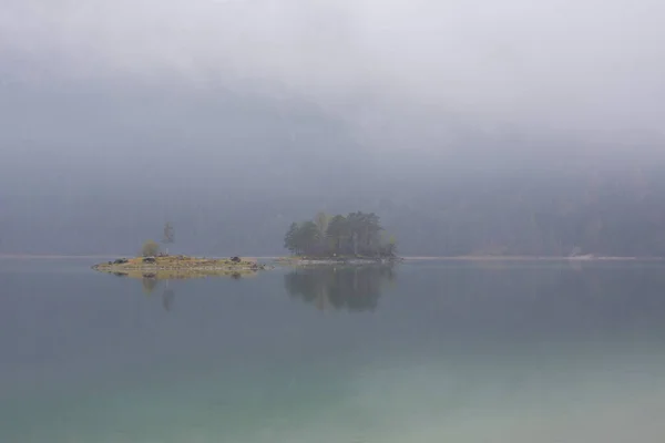 Озеро Эйбзее Бавария Германия Природные Ландшафты Европы Альпы Горные Zugspitze — стоковое фото
