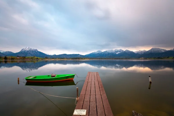 Blick Über Den Hopfensee Und Die Alpen Bayern Deutschland Europa — Stockfoto