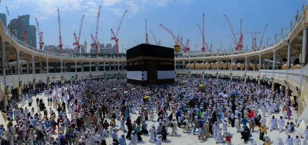 Una Foto Más Amplia Atmósfera Reunión Peregrinos Umrah Cerca Kaaba —  Fotos de Stock