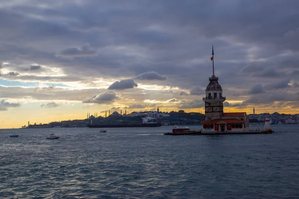 Fiery Sunset Bosphorus Famous Maiden Tower Kiz Kulesi Also Known — Stock Fotó