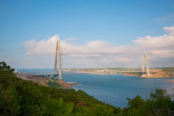 Yavuz Sultan Selim Köprüsü Stanbul Boğazı Görünümü — Stok fotoğraf