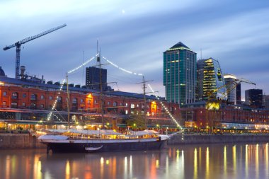 Puerto madero geceleri