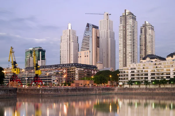 Paisaje urbano de buenos aires, ciudad capital de la República argentina — Foto de Stock