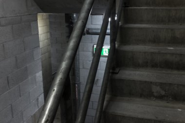 kaçış beton labirent