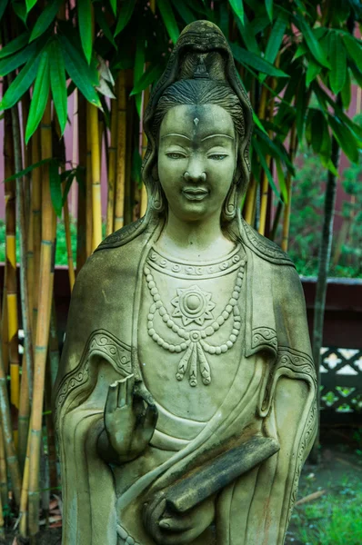 Statue of guan yin — Stock Photo, Image