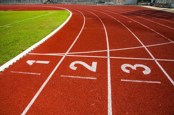 arena spor yarış pisti