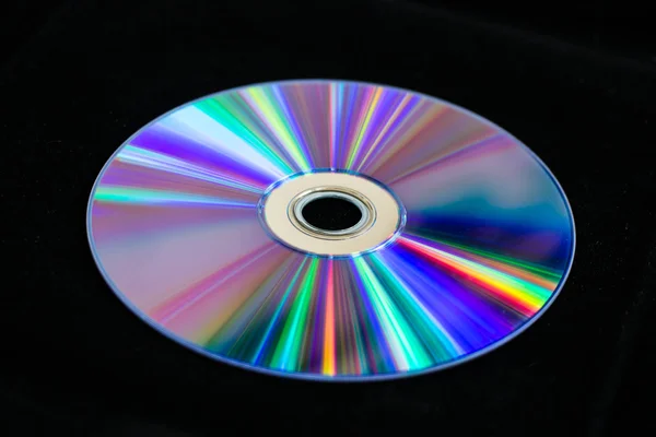 DVD su sfondo nero — Foto Stock