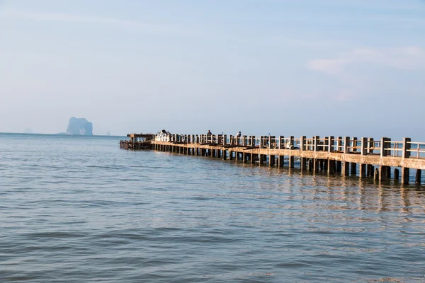 Pier,bridge to sea — Stock Photo, Image
