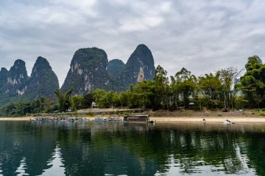 Guangxi, Çin 'deki Lijiang Nehri Sahnesi Sahnesi