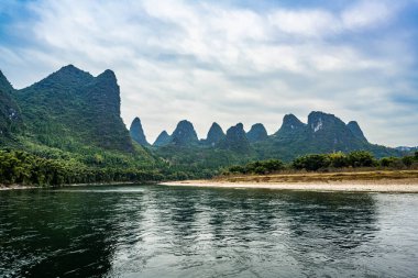 Guangxi, Çin 'deki Lijiang Nehri Sahnesi Sahnesi