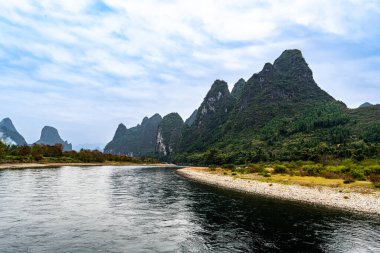 Guangxi, Çin 'deki Lijiang Nehri Sahnesi Sahnesi