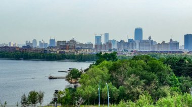 Nanhu Park 'ın Changchun, Çin' deki manzarası