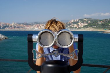 Viewpoint coin binoculars clipart