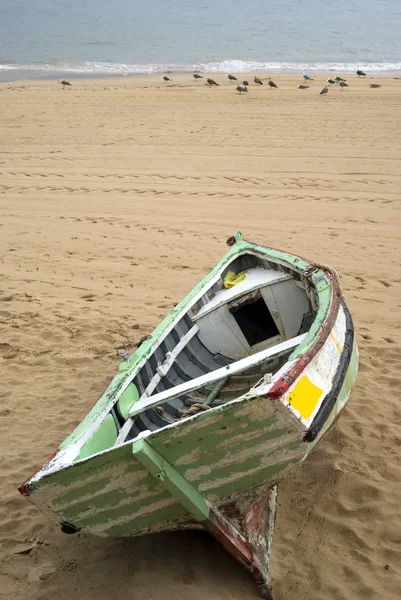 Antiguo bote de remos —  Fotos de Stock