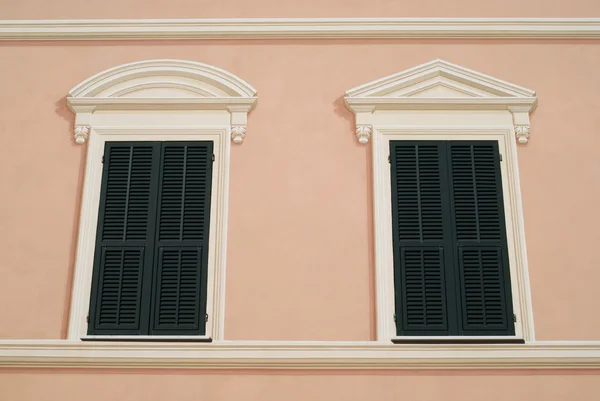 Janelas — Fotografia de Stock