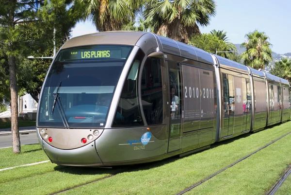 Tram nella città di Nizza — Foto Stock