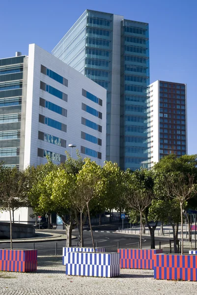 Edificio de oficinas —  Fotos de Stock