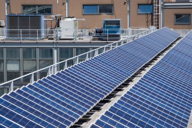 Güneş enerjisi paneli