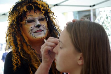 büyülü dönüşüm başlar....